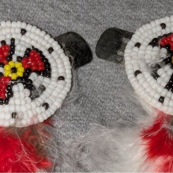 Custom Made Vintage Native American Beaded Feather Hair Clips main image 5